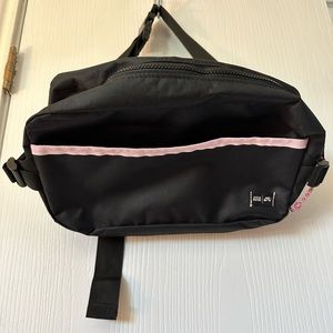 Nike SB Leticia Bufoni Verona friend & family packaging- special edition